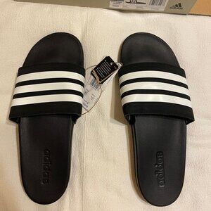 NEW W/ BOX - Adidas Adilette Comfort Slides M 11 / W 12